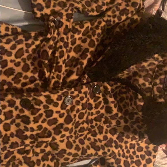 Size XL- excellent condition - Picture 1 of 4